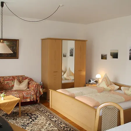 Gaestehaus Kirchlay Krov